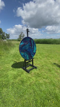Video laden en afspelen in Gallery-weergave, Epoxy schilderij - UNIVERSE - Ø100 cm
