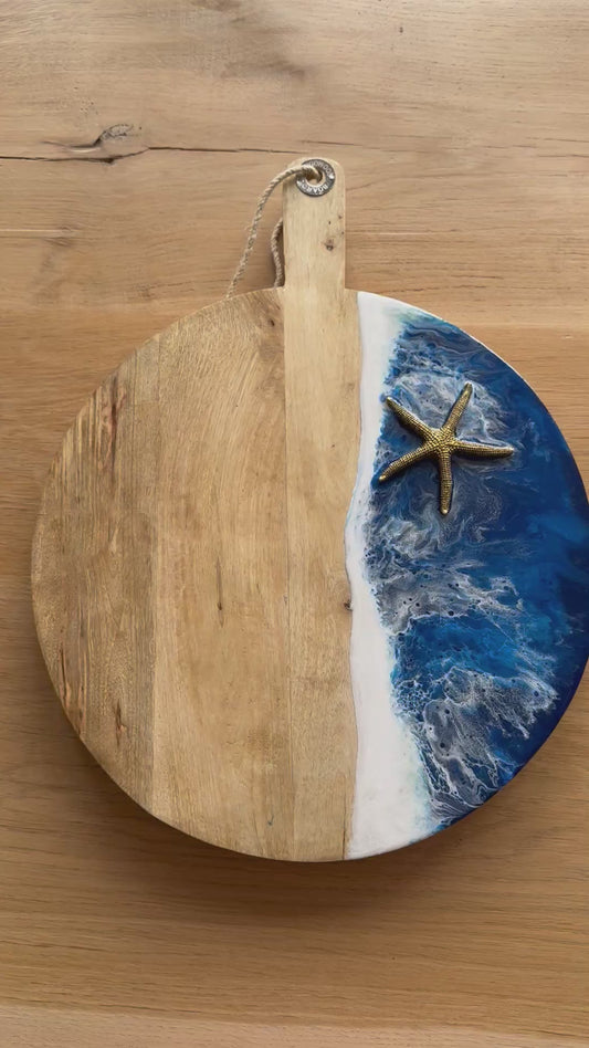 XL ronde houten epoxy borrelplank Ocean vibes zeester