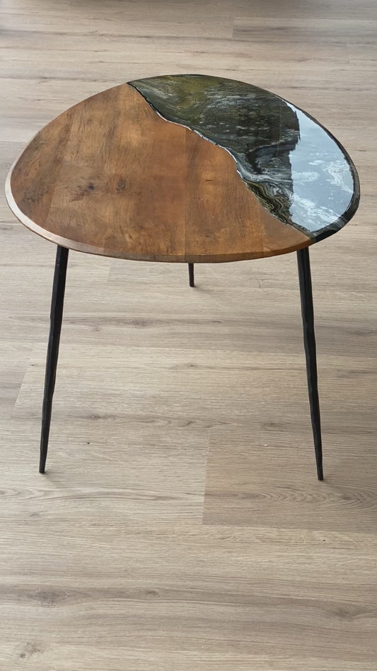 Bijzettafel epoxy Milky Way 70x50x40