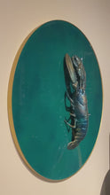 Load and play video in Gallery viewer, Wanddecoratie kreeft - epoxy schilderij - Ø80 cm
