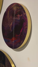 Load and play video in Gallery viewer, Epoxy schilderij - SHIMMER - 30 cm
