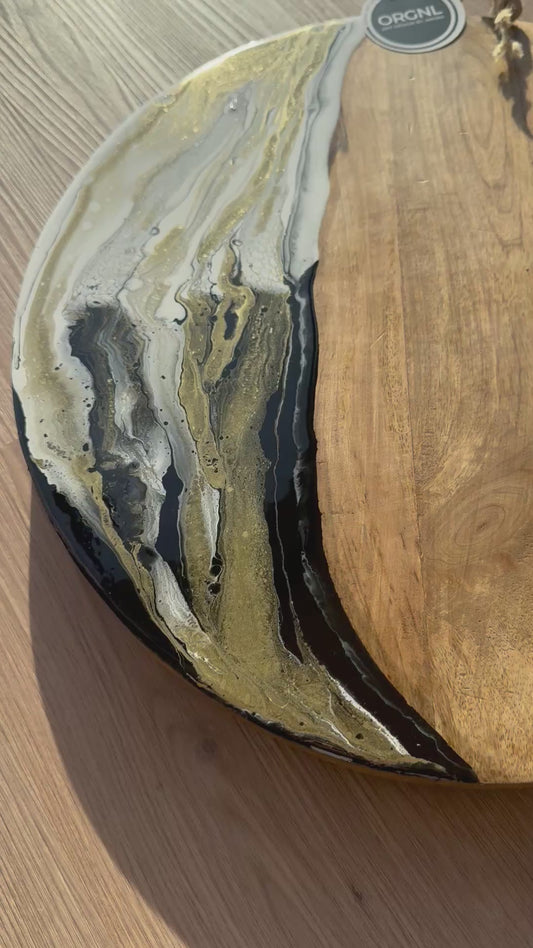 XL ronde epoxy borrelplank Deluxe zwart/goud/wit