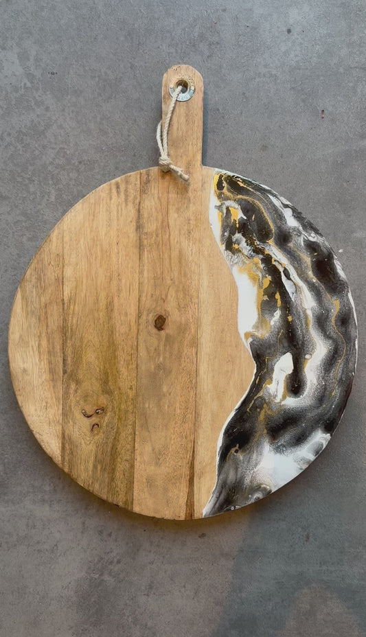 XL ronde epoxy borrelplank Deluxe zwart/goud/wit