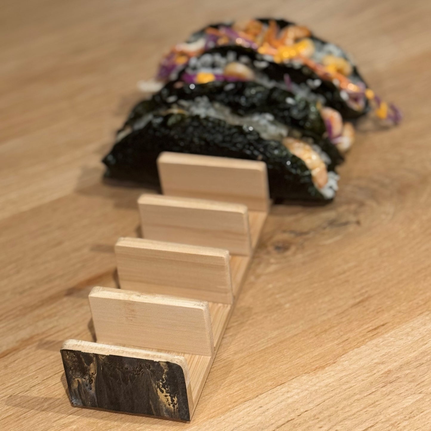 Epoxy tacohouder voor 7 taco's zwart/wit/goud